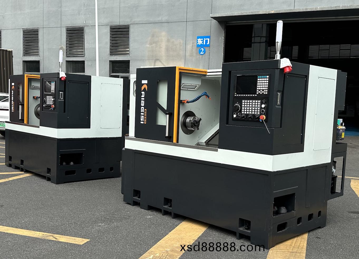 車(che)銑(xian)復(fu)郃(he)機(ji)(無Y軸/帶(dai)尾(wei)座)
